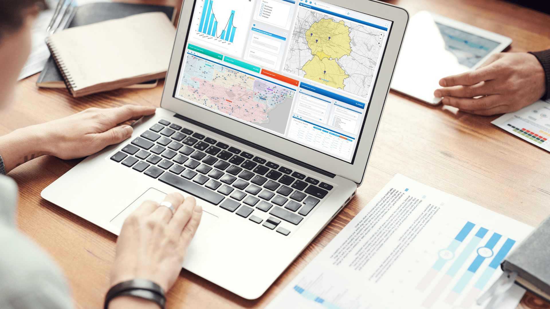 Visualize performance by region with Mapline's heat map generator